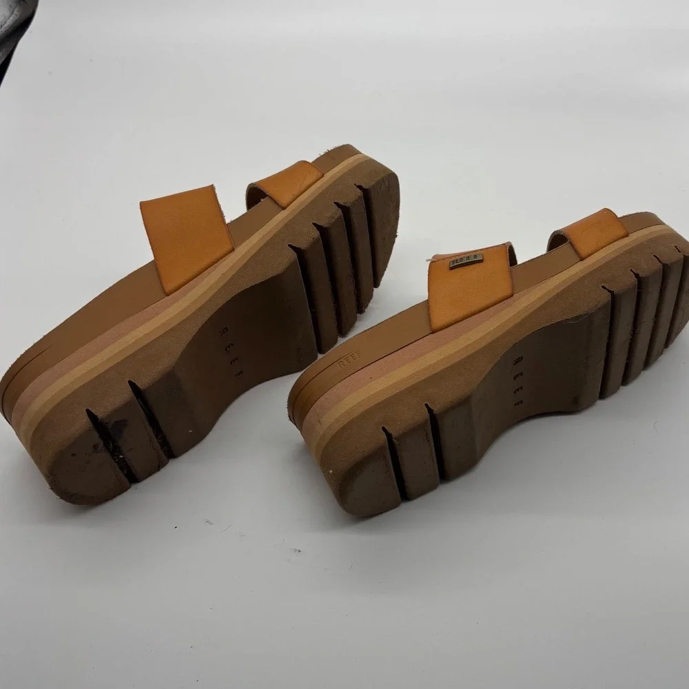 Reef Cushion Vista Hi 2.5 Tan Platform Slide Sandals Womens 7